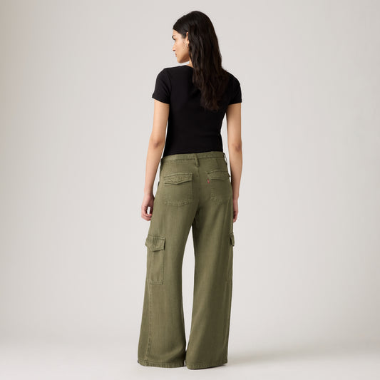LEVI'S® WOMEN'S BAGGY DAD CARGOS - GREEN
