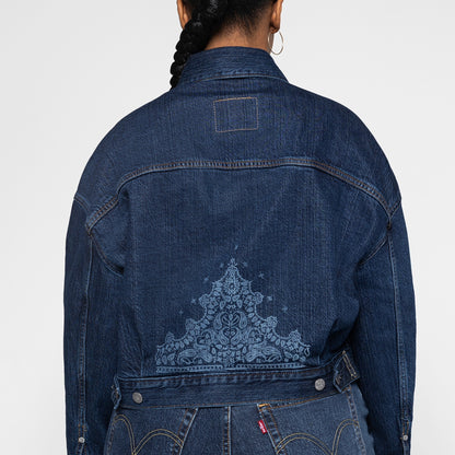 LEVI'S® WOMEN'S LIMITED EDITION LOOSE CROP TRUCKER JACKET - DARK INDIGO - FLAT FINISH