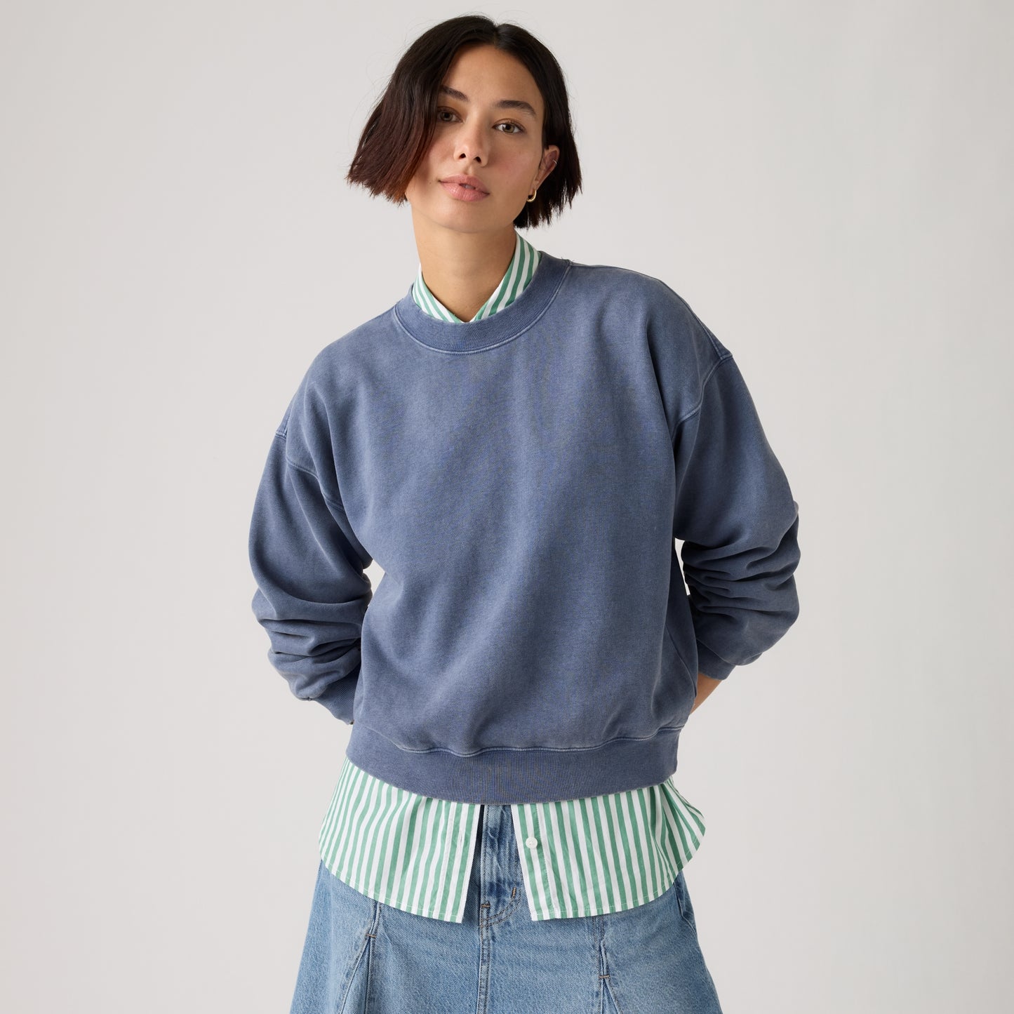 LEVI'S® WOMEN'S VINTAGE BOXY SWEATSHIRT - BLUE