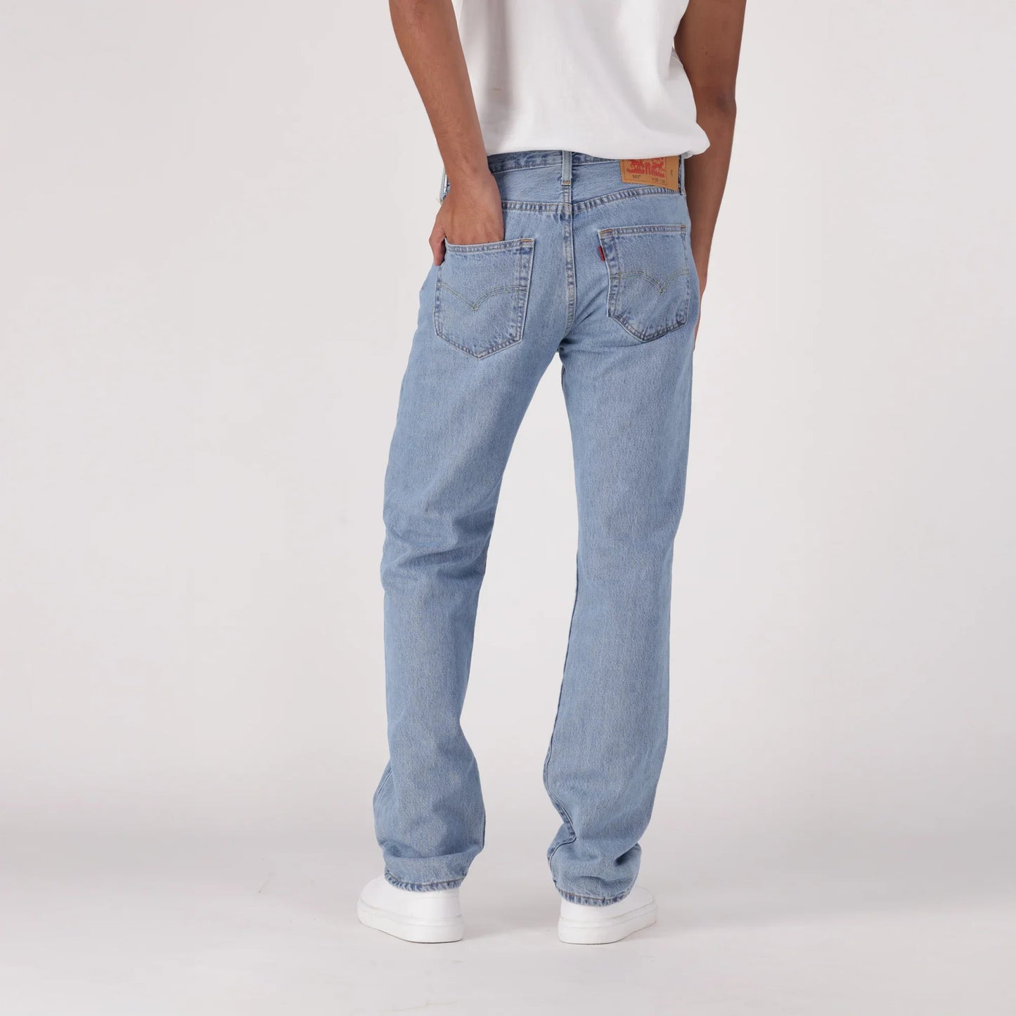 LEVI'S® MEN'S 501® ORIGINAL JEANS - LIGHT WASH
