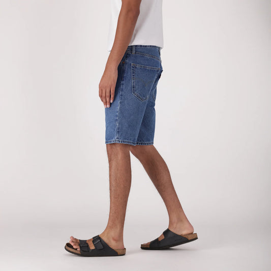 LEVI'S® MEN'S 405 STANDARD SHORTS - MED INDIGO - WORN IN