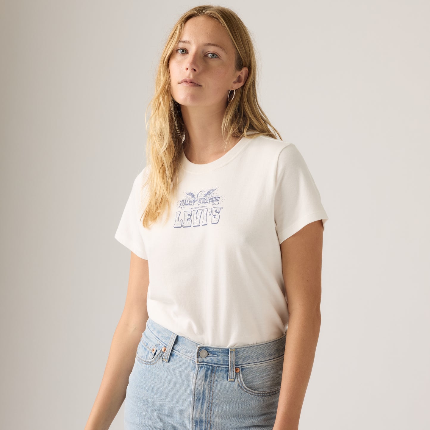 LEVI'S® WOMEN'S GRAPHIC FAVORITE TEE - MULTI COLOUR