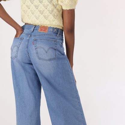 LEVI'S® WOMEN'S CINCH BAGGY JEANS - MED INDIGO - WORN IN