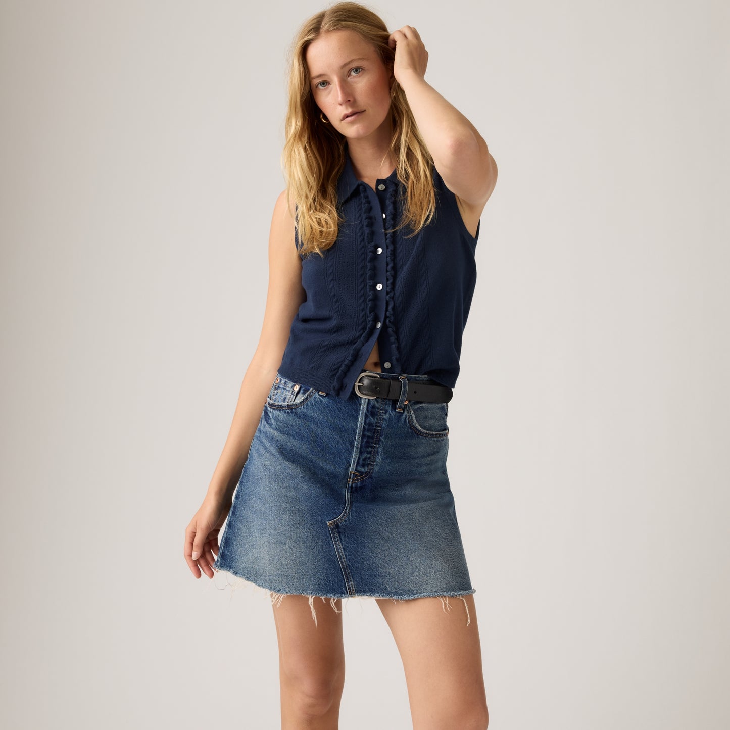 LEVI'S® WOMEN'S DECONSTRUCTED SKIRT - DARK INDIGO  WORN IN