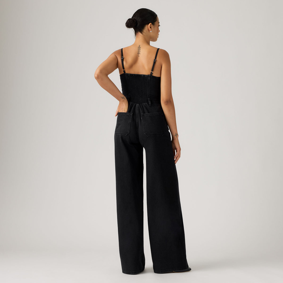 LEVI'S® WOMEN'S SEAMED JUMPSUIT - MED INDIGO - WORN IN