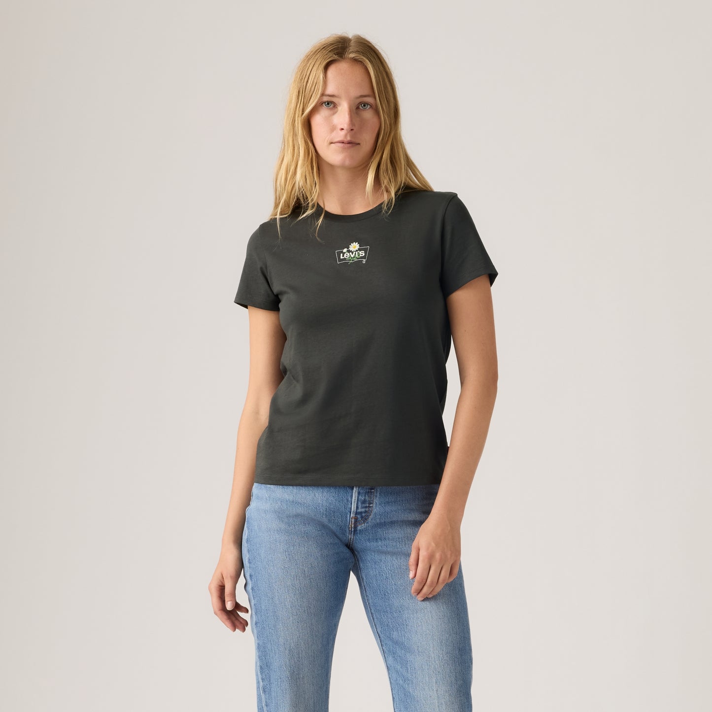 LEVI'S® WOMEN'S PERFECT T-SHIRT - MULTI COLOUR