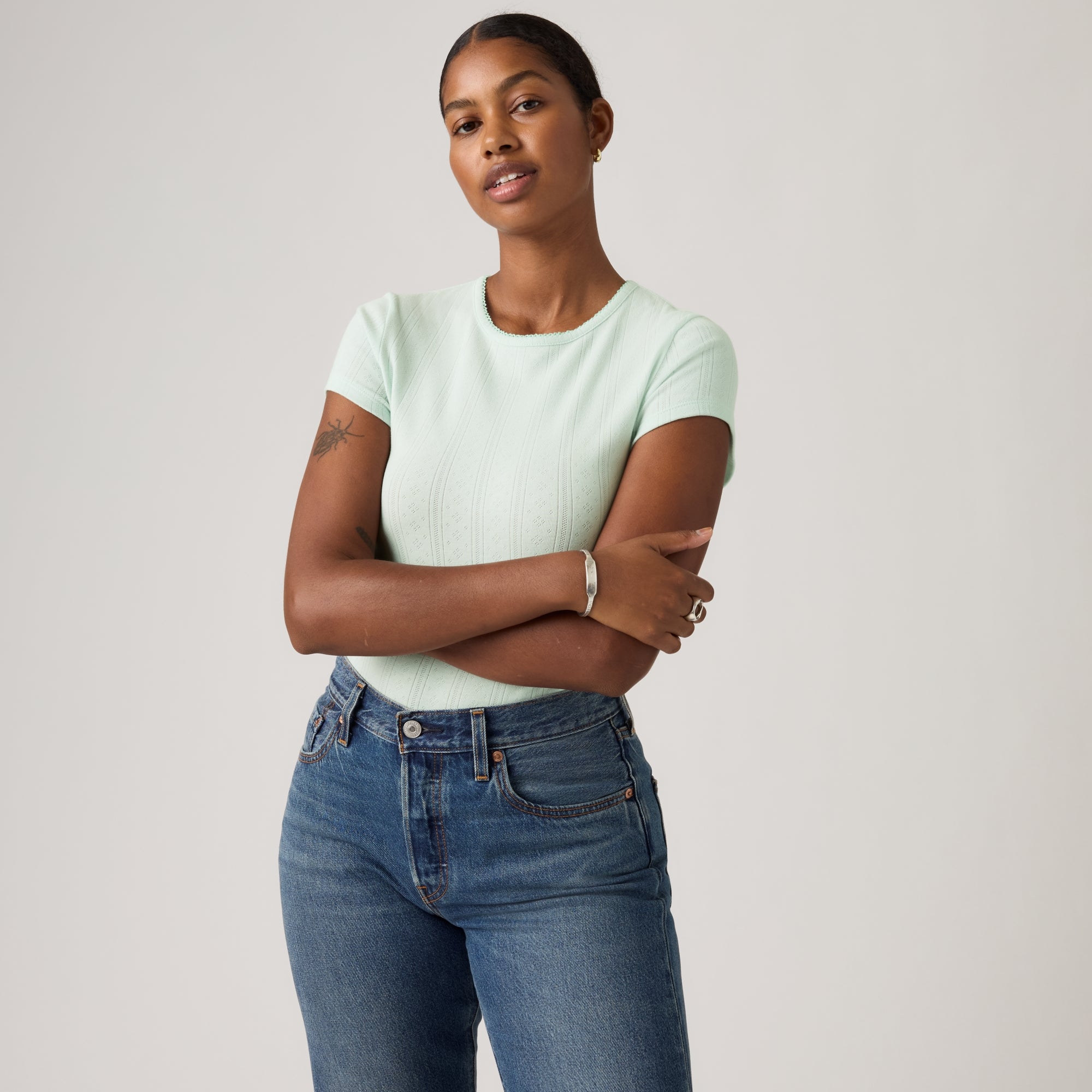 LEVI'S® WOMEN'S DRY GOODS TEE - BLUE