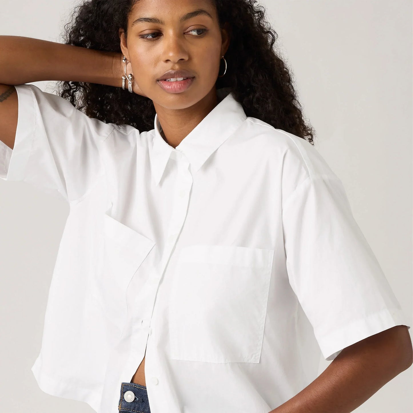 LEVI'S® WOMEN'S HARLIE SHORT-SLEEVE CROPPED SHIRT - MULTI COLOUR