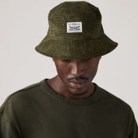 LEVI'S® MEN'S STRAUSS BUCKET HAT - GREENS