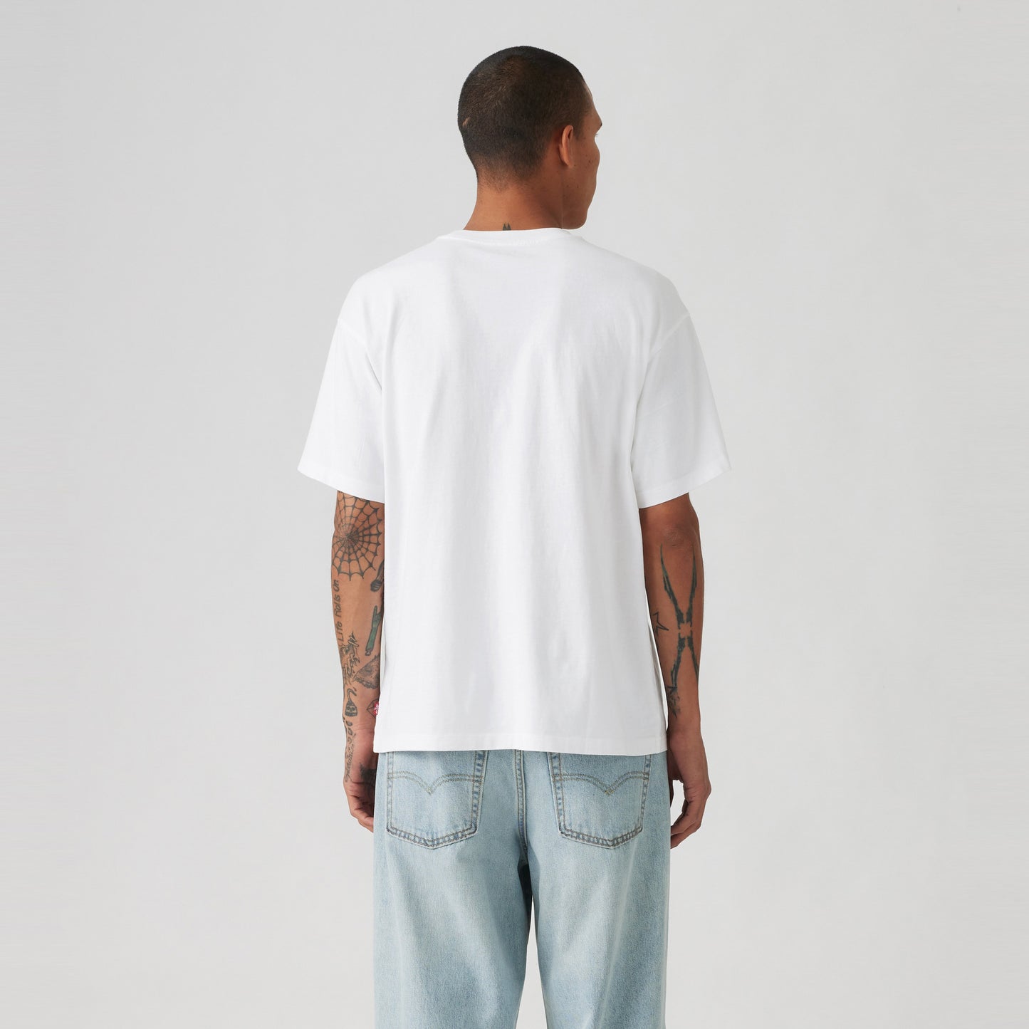 LEVI’S® MEN'S VINTAGE BATWING FIT T-SHIRT  - WHITE