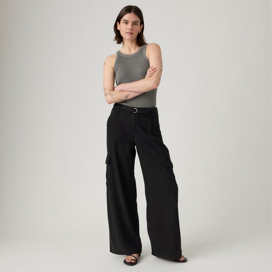 LEVI'S® WOMEN'S BAGGY DAD CARGOS - BLACK