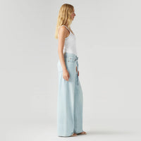 LEVI'S® WOMEN'S XL STRAIGHT - LIGHT INDIGO - FLAT FINISH