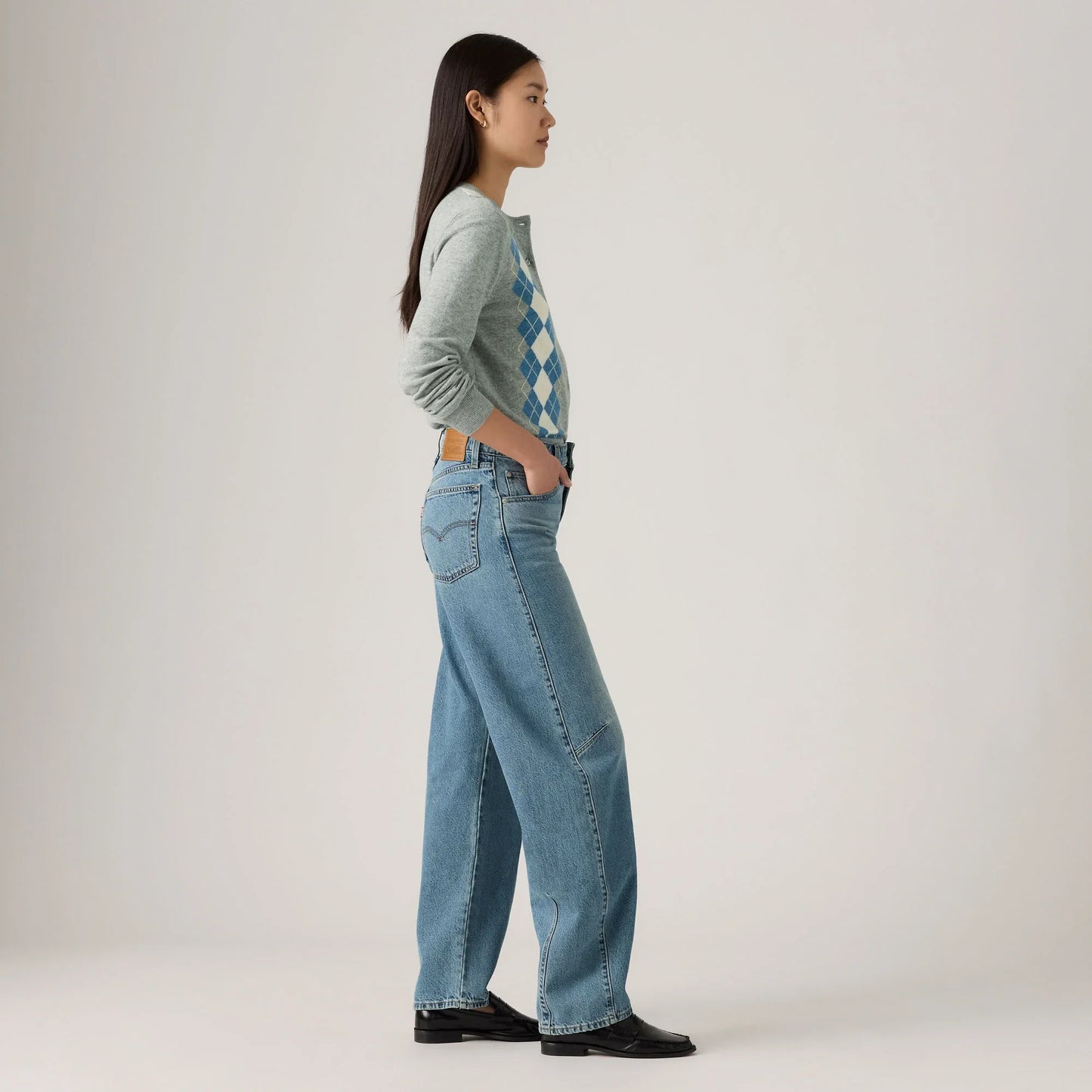 LEVI'S® WOMEN'S BAGGY DAD BARREL JEANS - MED INDIGO - WORN IN