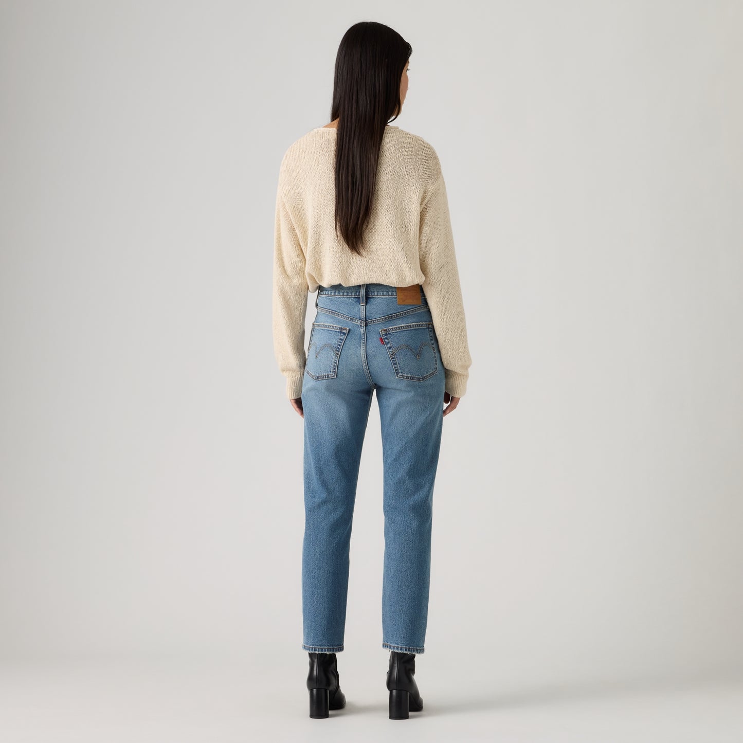 LEVI'S® WOMEN'S CROPPED 501 ORIGINAL® JEANS - MED INDIGO - WORN IN