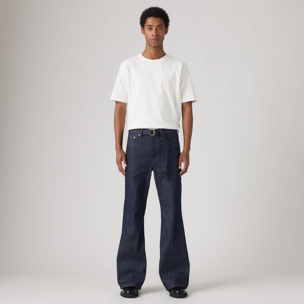 LEVI’S® X SACAI BELTED FLARE PANTS - RIGID BLUE