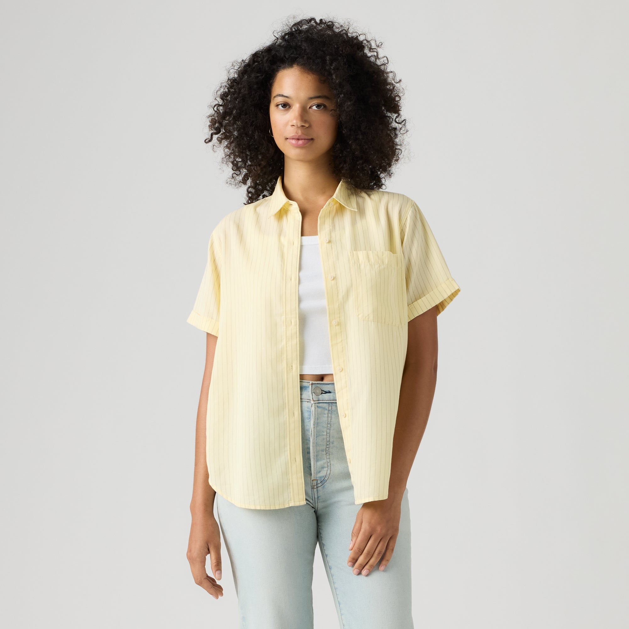 LEVI'S® WOMEN'S DARLENE SHORT-SLEEVE SHIRT - YELLOW