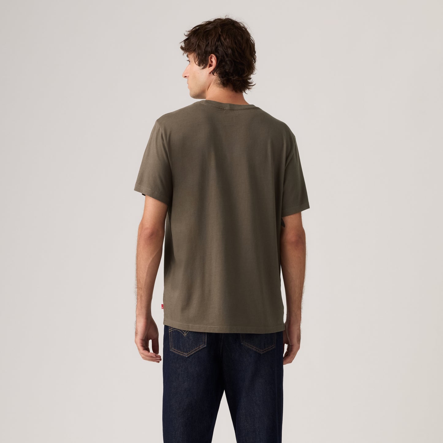 LEVI'S® MEN'S RELAXED SHORT-SLEEVE GRAPHIC T-SHIRT - MED INDIGO - WORN IN