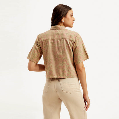 LEVI’S® WOMEN'S FLORAL SPREAD COLLAR SHIRT - TAN