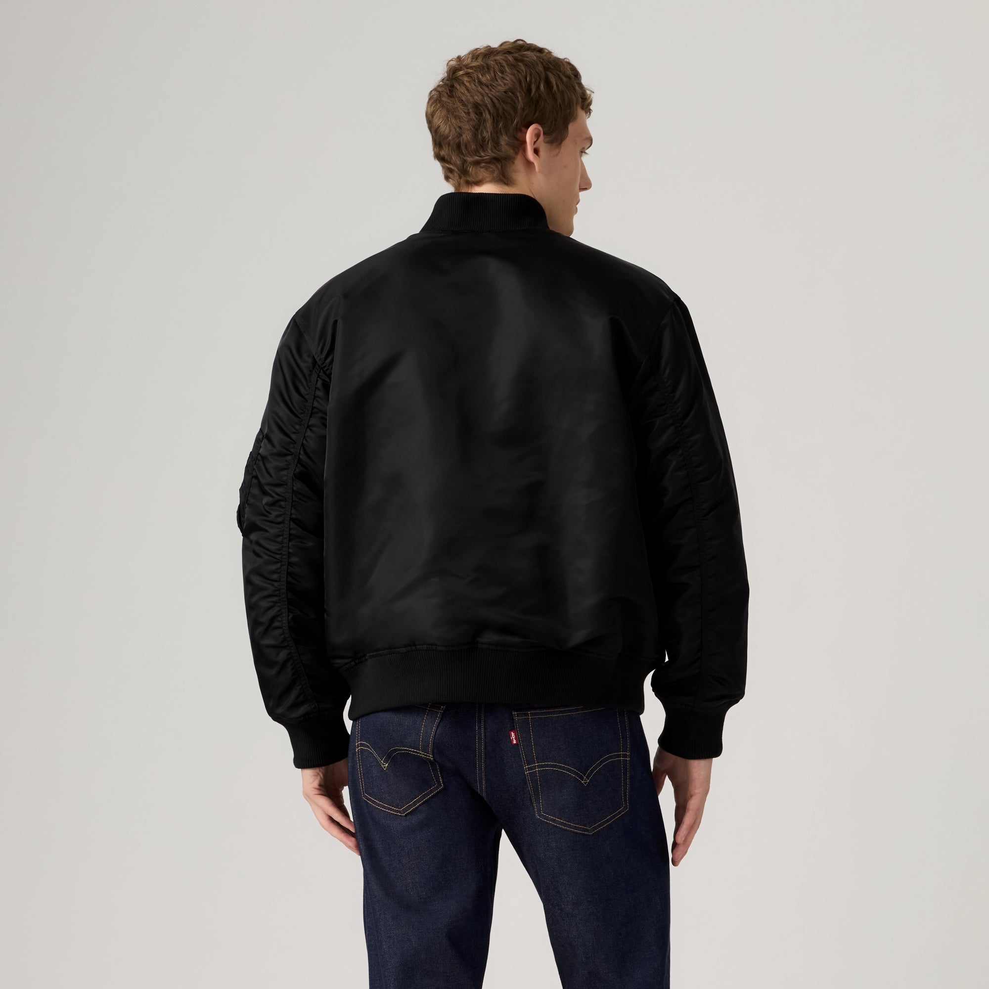   Jeans Ma-1 Bomber Jacket 黒 LEVI'S® MEN'S MA-1 BOMBER JACKET - BLACK