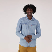 LEVI'S® MEN'S CLASSIC STANDARD FIT WESTERN SHIRT - MED INDIGO - FLAT FINISH