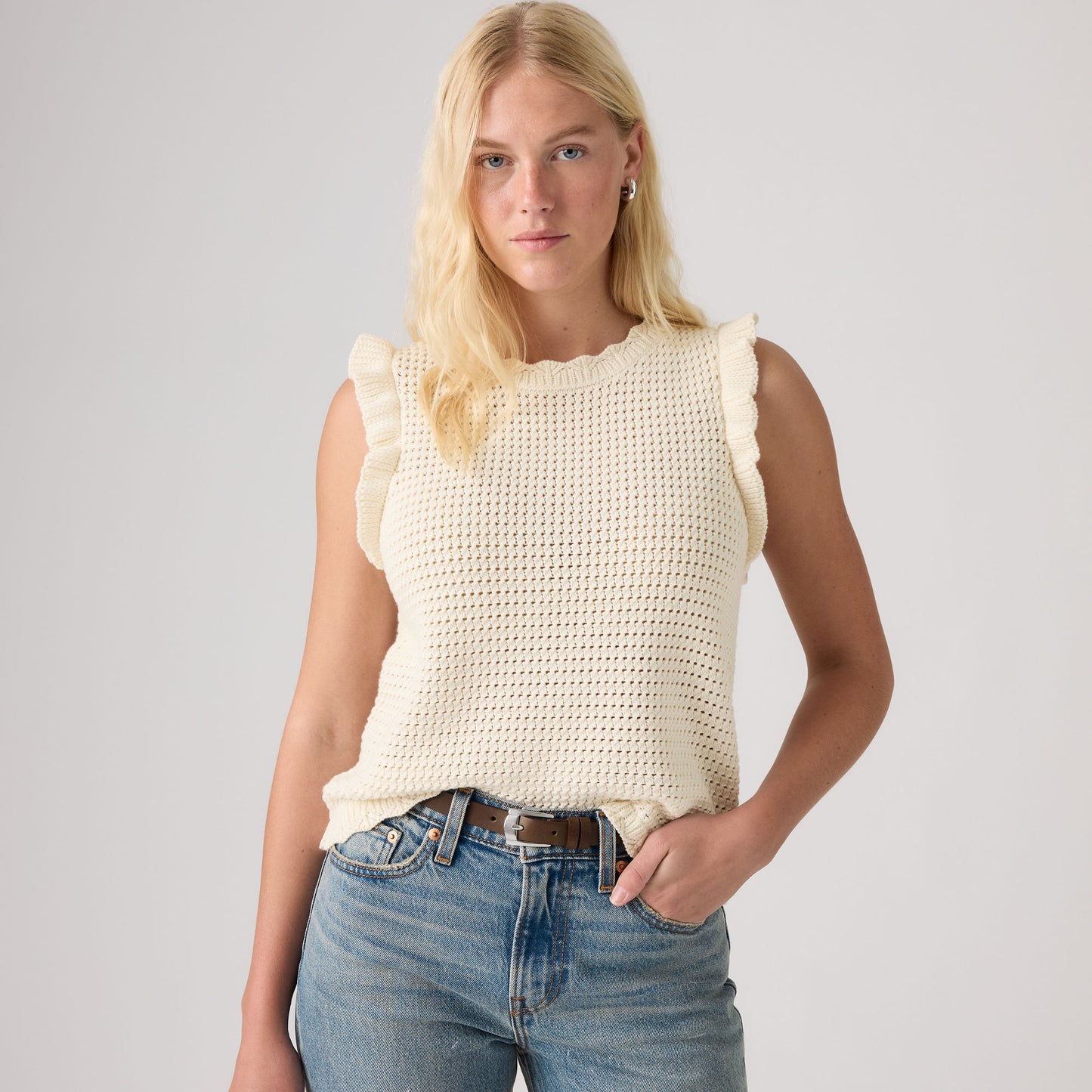 LEVI'S® WOMEN'S LULU FLUTTER SLEEVE SWEATER TANK - WHITE