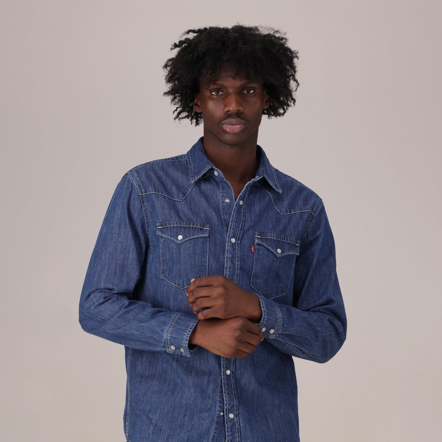 LEVI'S® MEN'S CLASSIC STANDARD FIT WESTERN SHIRT - DARK INDIGO - FLAT FINISH