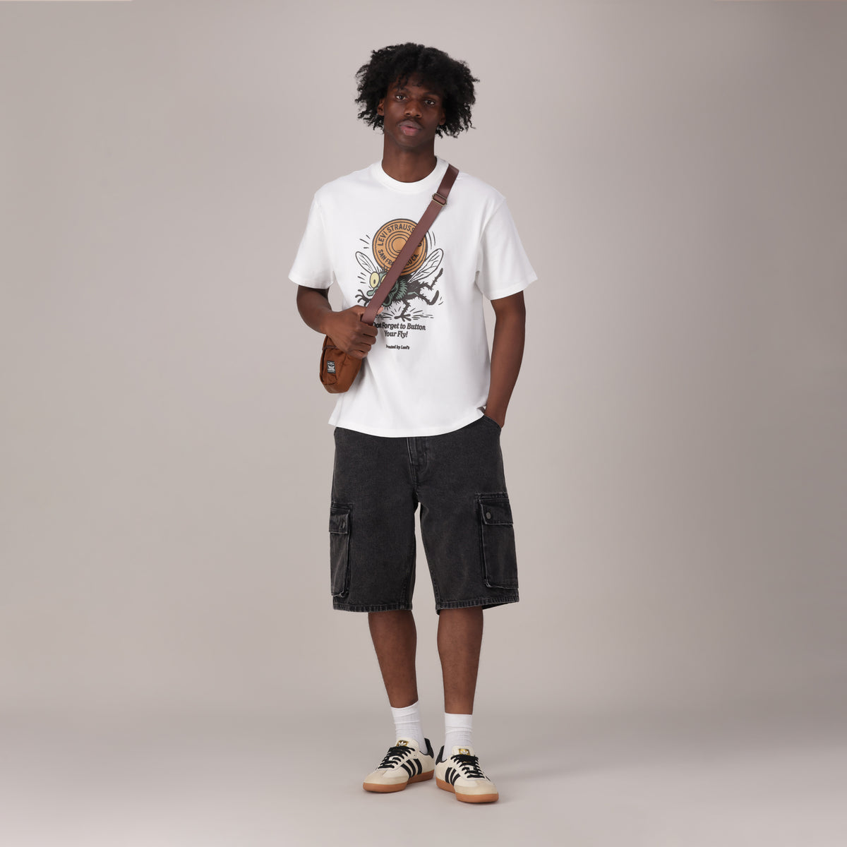 LEVI'S® MEN'S GRAPHIC VINTAGE FIT T-SHIRT - WHITE
