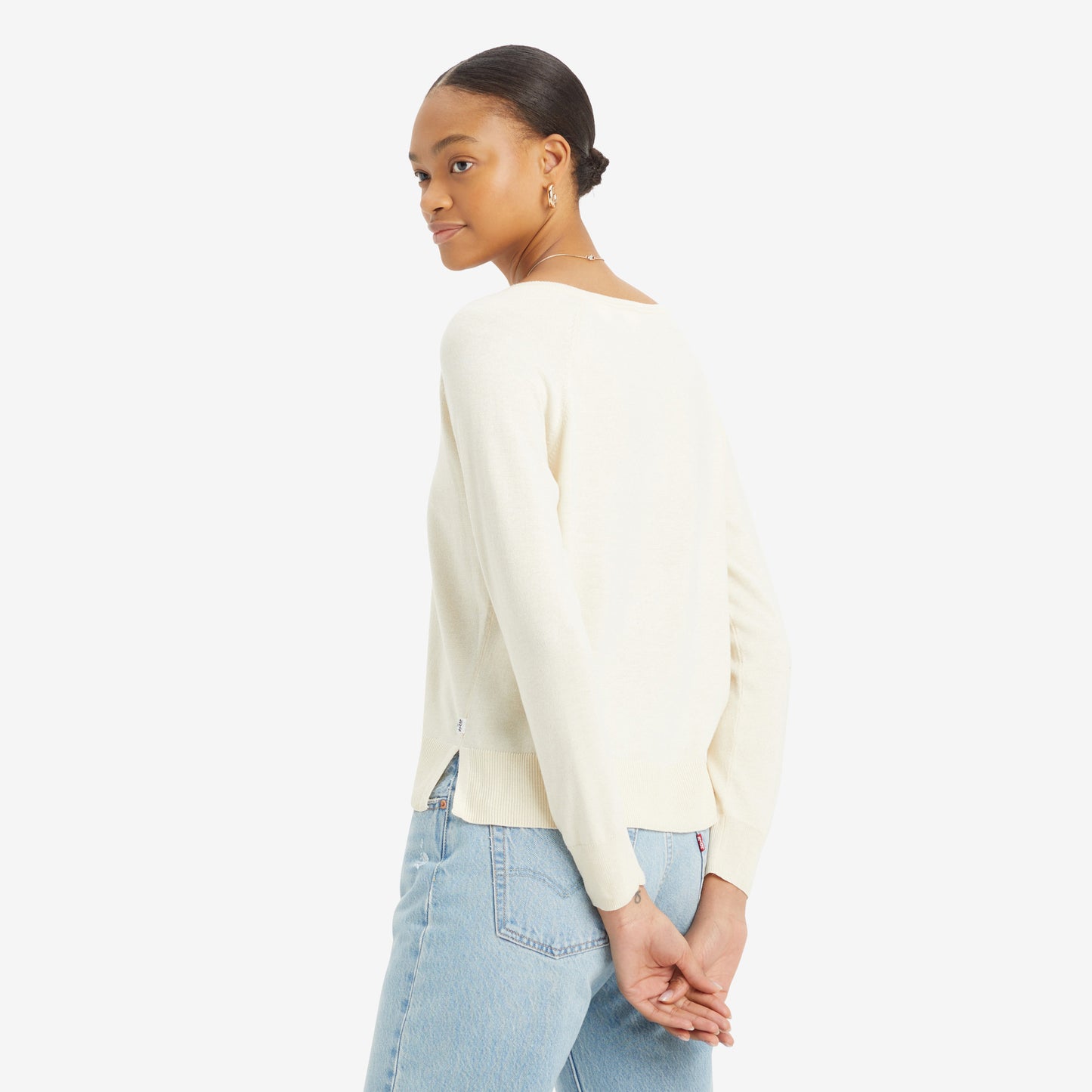 LEVI'S® WOMEN'S PETAL V-NECK SWEATER - NEUTRAL