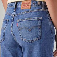 LEVI'S® WOMEN'S RIBCAGE WIDE LEG - MEDIUM WASH