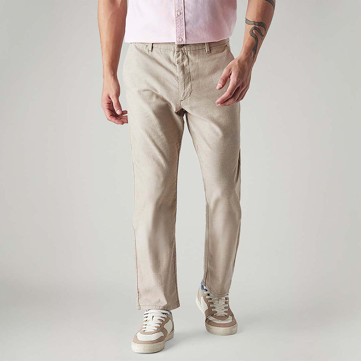 LEVI'S® MEN'S BEIGE AUTHENTIC RELAXED FIT MID RISE LINEN CHINOS - BROWN