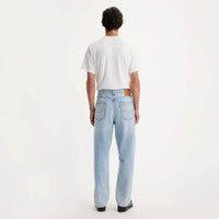 LEVI’S® MEN'S 568™ LOOSE STRAIGHT LIGHTWEIGHT JEANS - LIGHT WASH