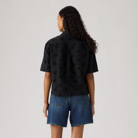 LEVI'S® WOMEN'S NOVELTY HARLIE SHORT-SLEEVE CROPPED SHIRT - BLACK