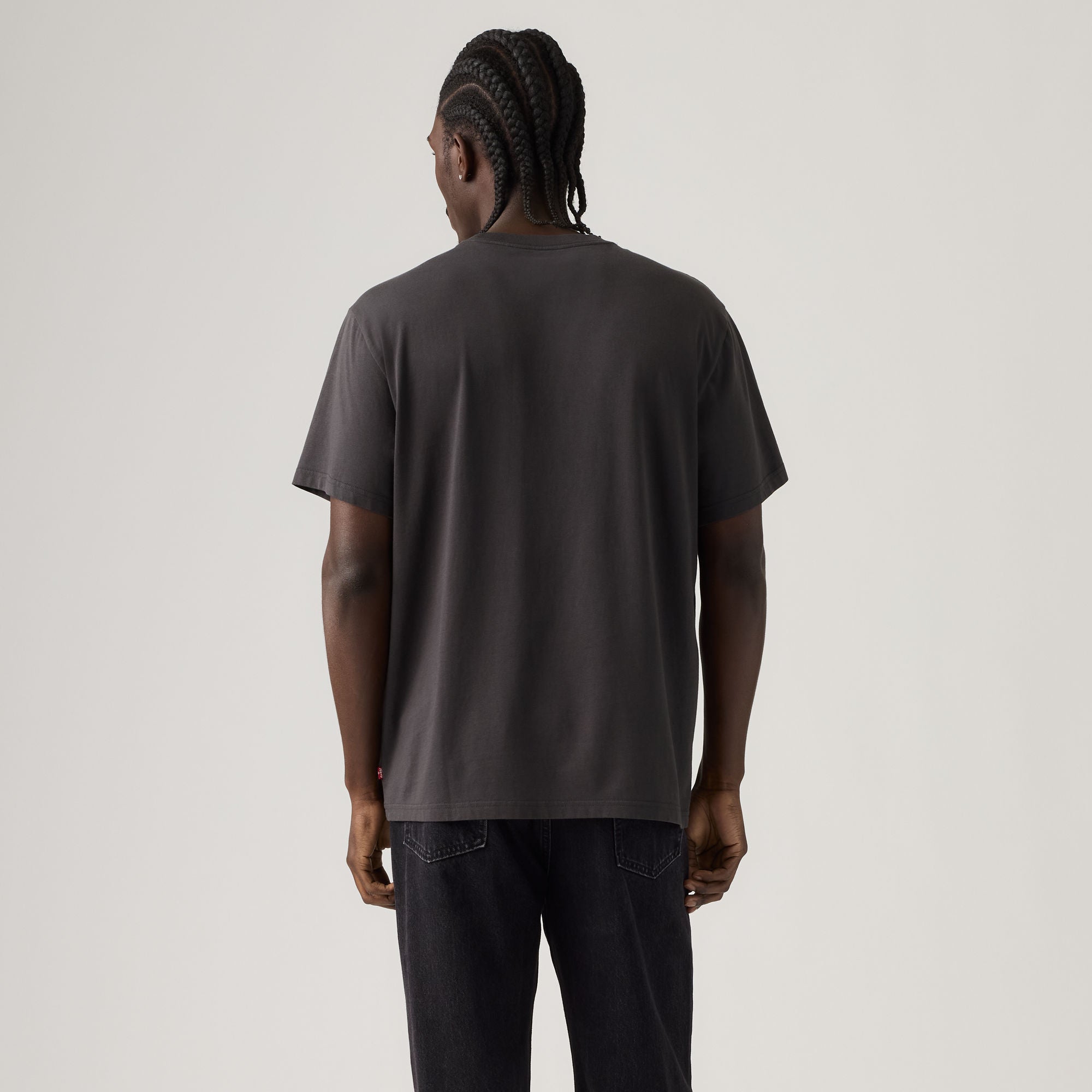 LEVI'S® MEN'S RELAXED FIT SHORT-SLEEVE GRAPHIC T-SHIRT - BLACK