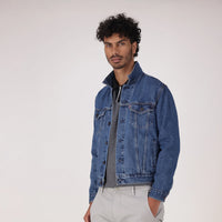 LEVI'S® MEN'S TRUCKER JACKET - MED INDIGO - FLAT FINISH