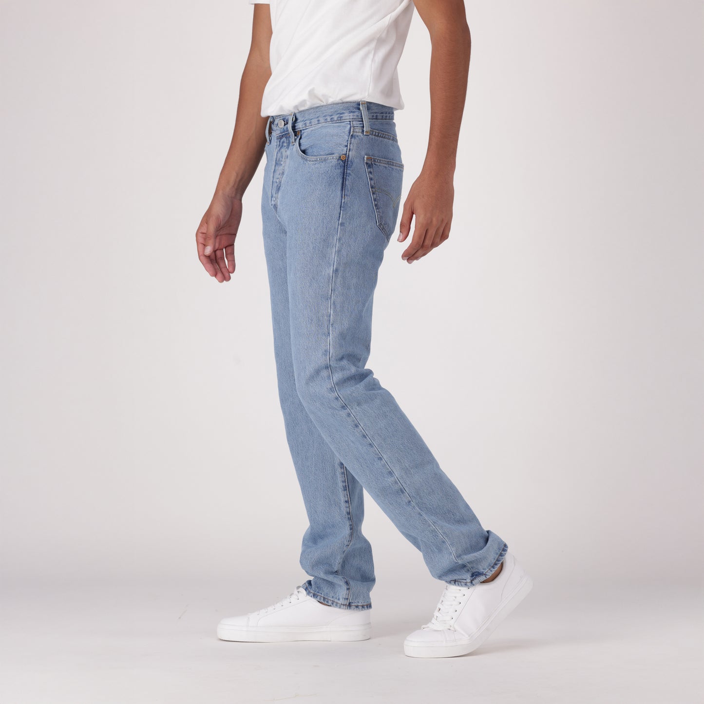LEVI'S® MEN'S 501® ORIGINAL JEANS - LIGHT WASH