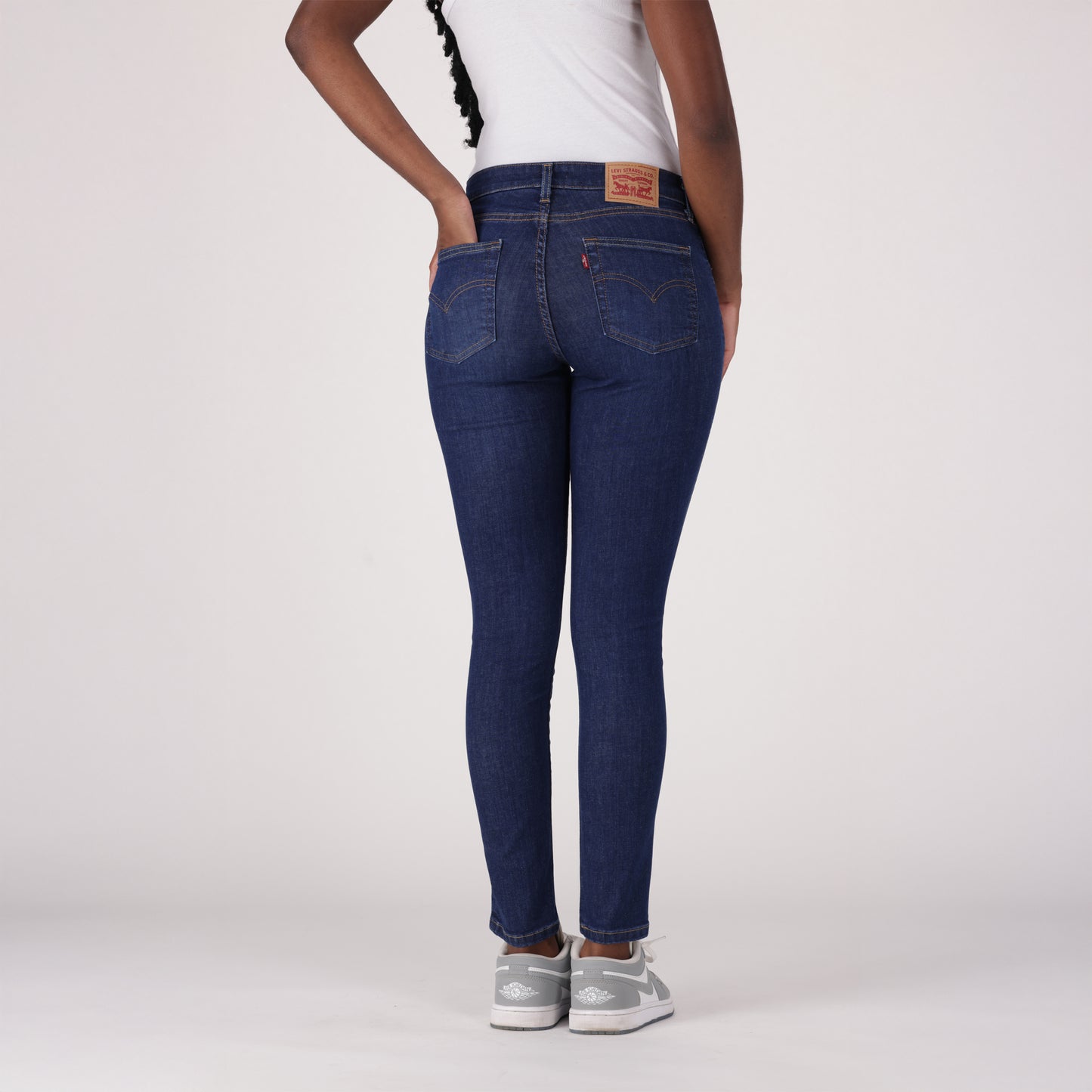LEVI’S® WOMEN'S 721 HIGH-RISE SKINNY JEANS - DARK INDIGO WORN IN