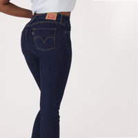 LEVI'S® WOMEN'S CURVY HIGH-RISE SUPER SKINNY  - DARK INDIGO FLAT FINISH