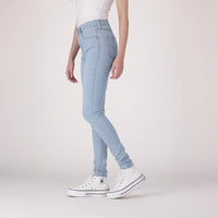 LEVI'S® WOMEN'S 720 HIGH-RISE SUPER SKINNY JEANS - LIGHT INDIGO - WORN IN