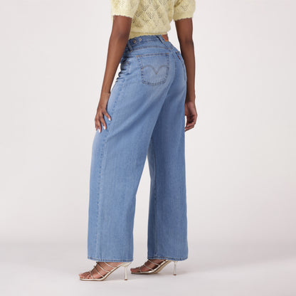 LEVI'S® WOMEN'S CINCH BAGGY JEANS - MED INDIGO - WORN IN