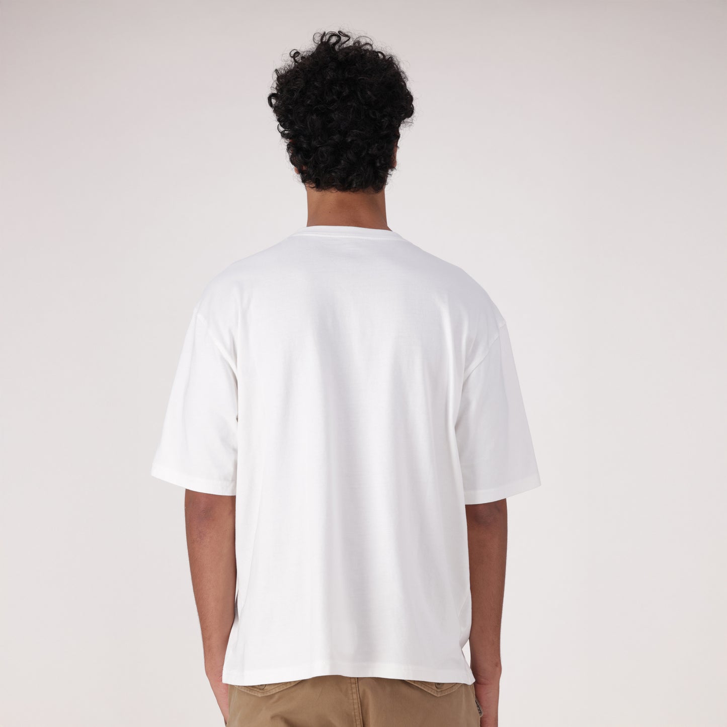 LEVI'S® MEN'S HALF-SLEEVE T-SHIRT - NEUTRAL