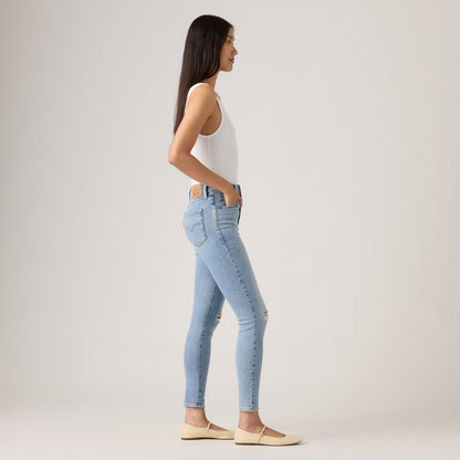 LEVI'S® WOMEN'S 720 HIGH-RISE SUPER SKINNY JEANS - MED INDIGO - WORN IN