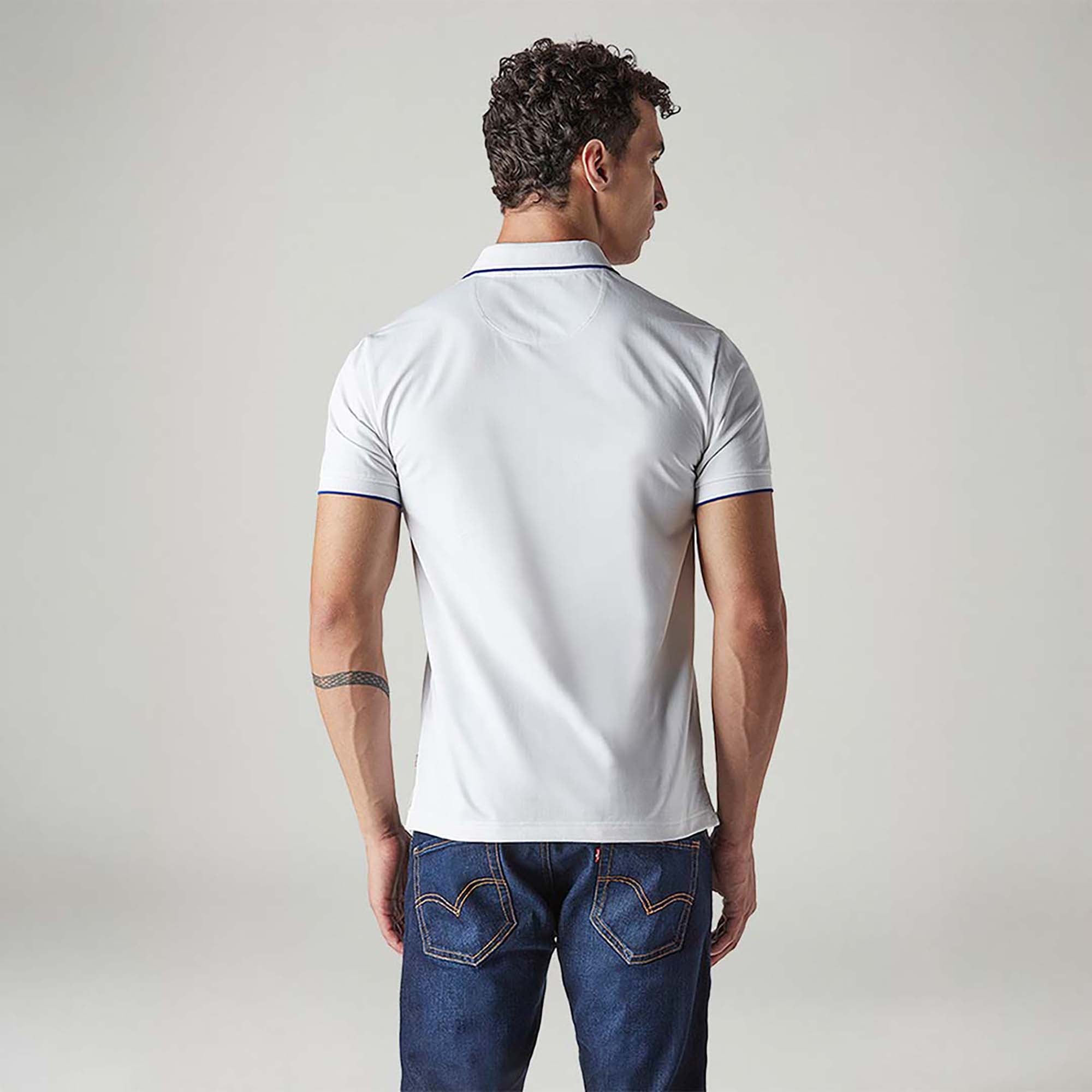 LEVI'S® MEN'S SOLID WHITE TECH POLO T SHIRT - WHITE