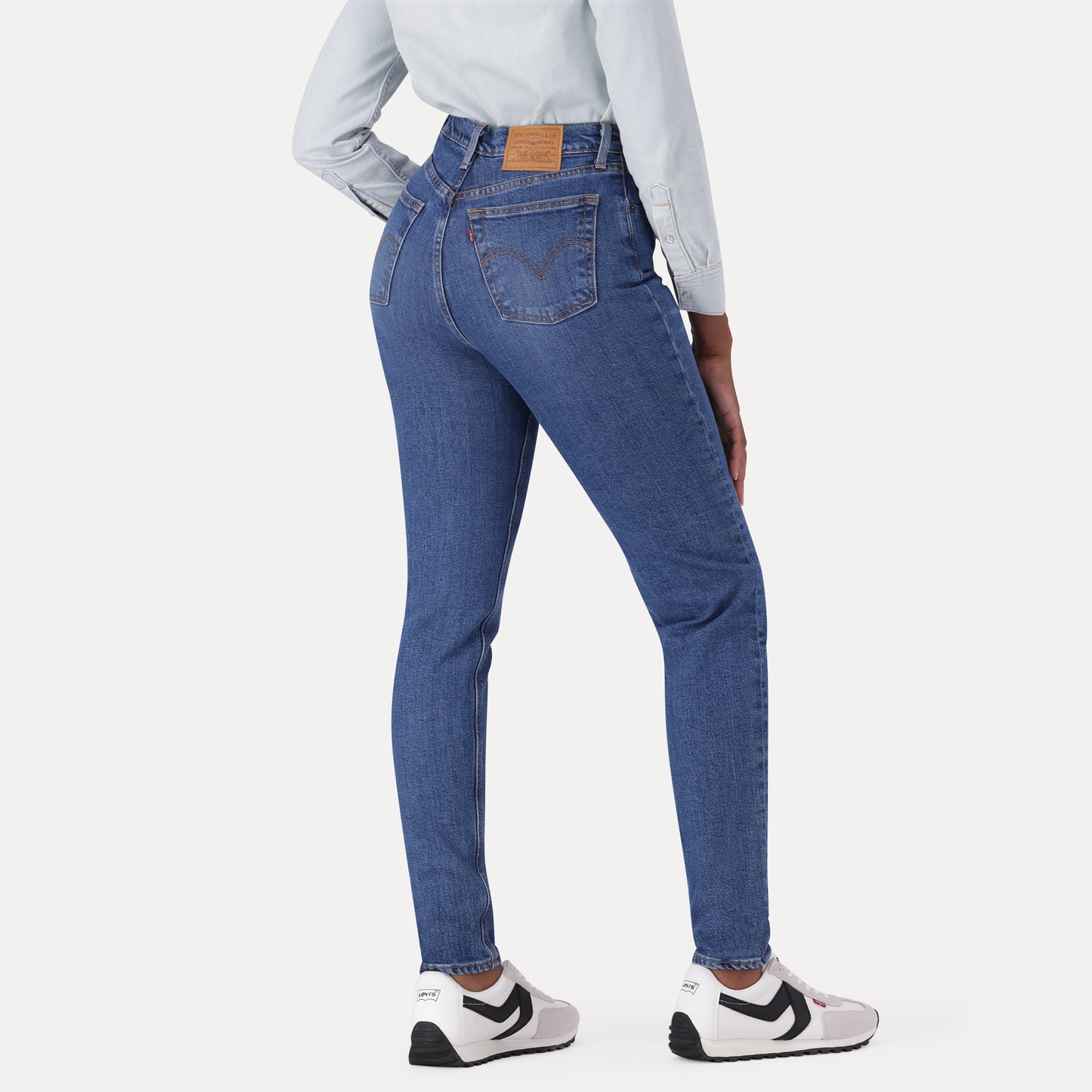LEVI'S® WOMEN'S '80S MOM JEANS - DARK INDIGO - WORN IN