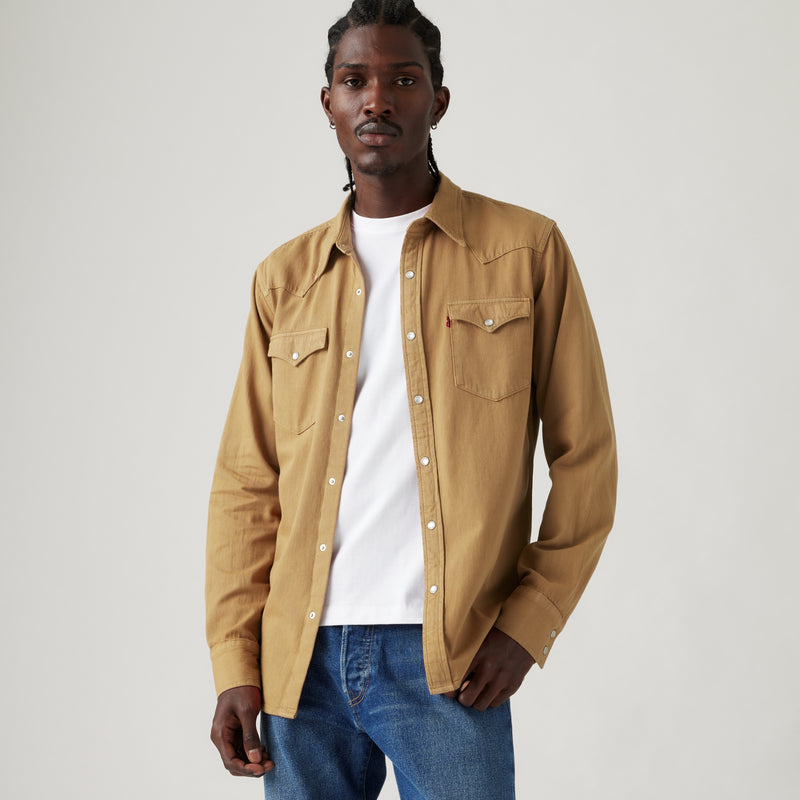 LEVI'S® MEN'S CLASSIC STANDARD FIT WESTERN SHIRT - TAN