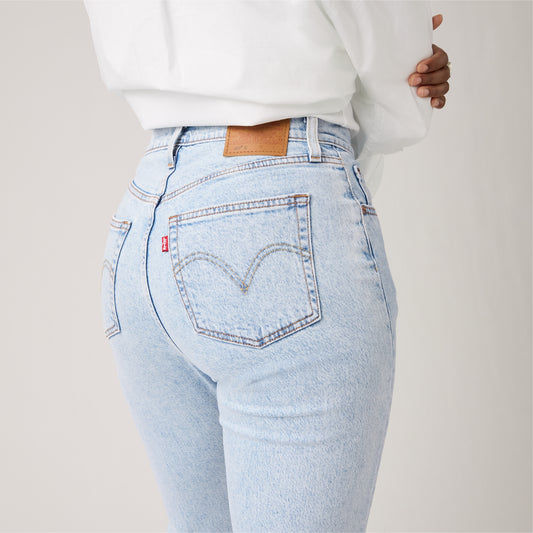 LEVI'S® WOMEN'S 501® CURVE JEANS - MED INDIGO - WORN IN