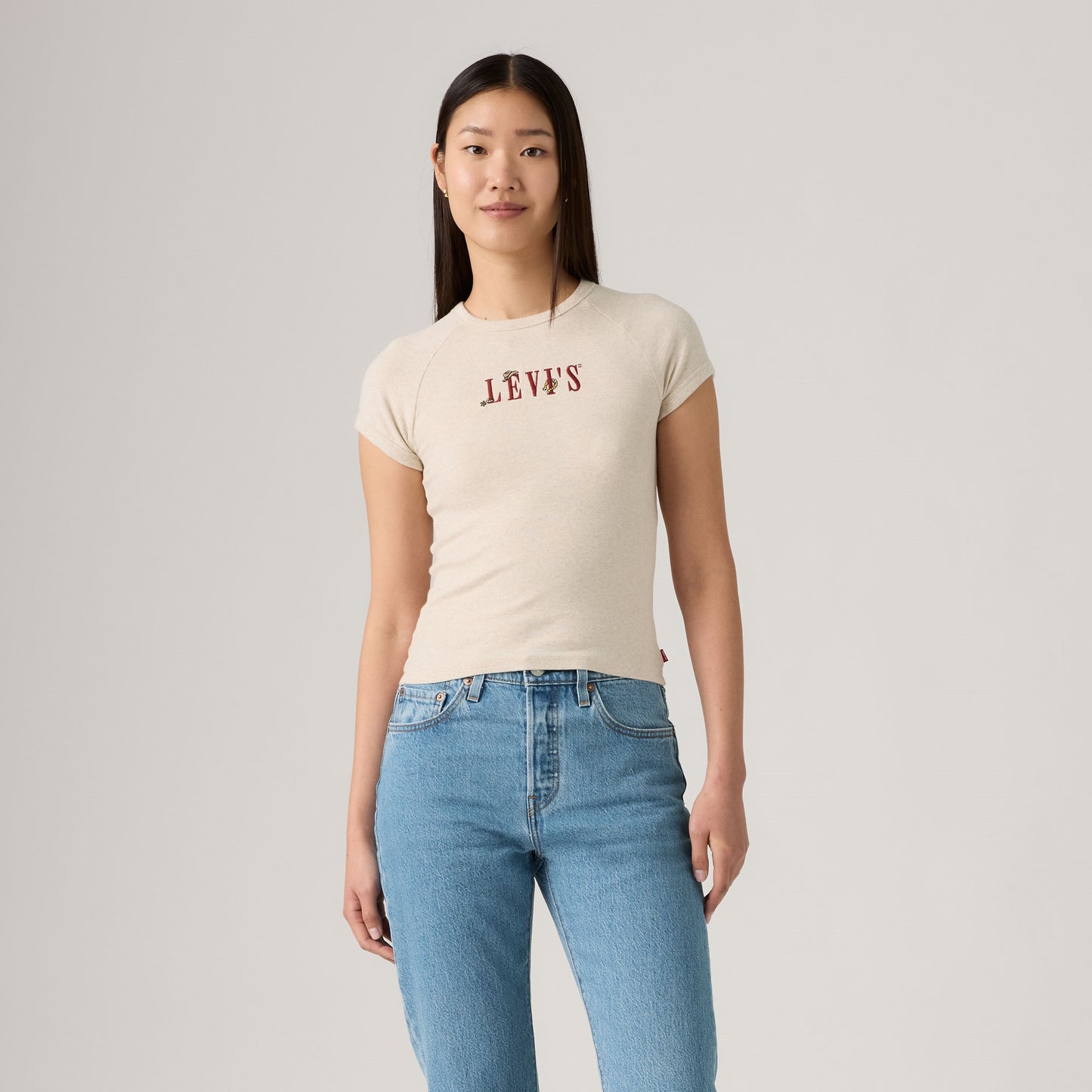 LEVI'S® WOMEN'S GRAPHIC RILEY RAGLAN TEE - NEUTRAL