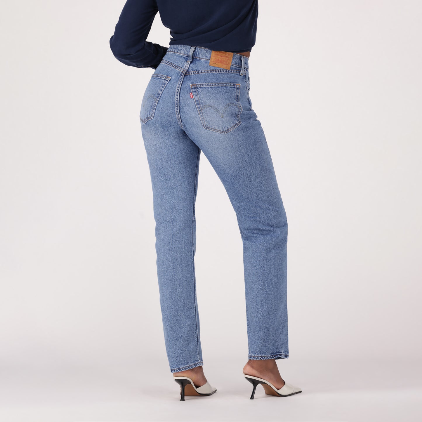 LEVI'S® WOMEN'S 501® CURVE JEANS - MED INDIGO - WORN IN