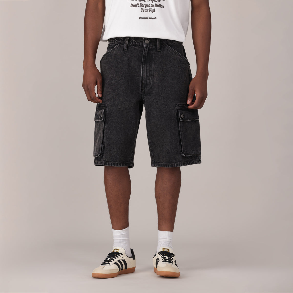 LEVI'S® MEN'S 478 BAGGY CARGO SHORTS - GREY