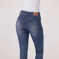 LEVI'S® WOMEN'S CURVY SKINNY - MED INDIGO - WORN IN