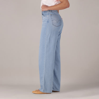 LEVI'S® WOMEN'S CINCH BAGGY JEANS - LIGHT INDIGO - WORN IN